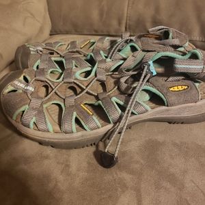 Keen 8.5 shoes